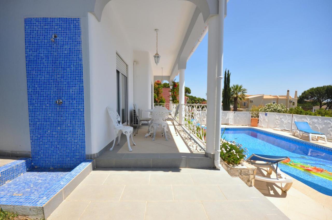 Well-Appointed Villa Is Situated In The Popular Resort Of Vilamoura Quarteira Εξωτερικό φωτογραφία